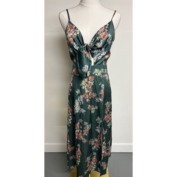 Satin Green Floral Midi Dress Size M Tie Front Cut Out Adjustable Straps Wedding - Picture 1 of 6